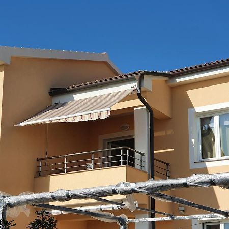 Apartment Pikulo Новаля Екстериор снимка
